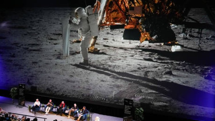 NASA eliminates diversity commitment from moon mission