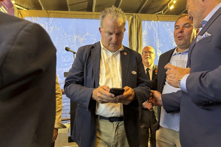 Republicans secure victory in both Florida special elections but fall short of expectations