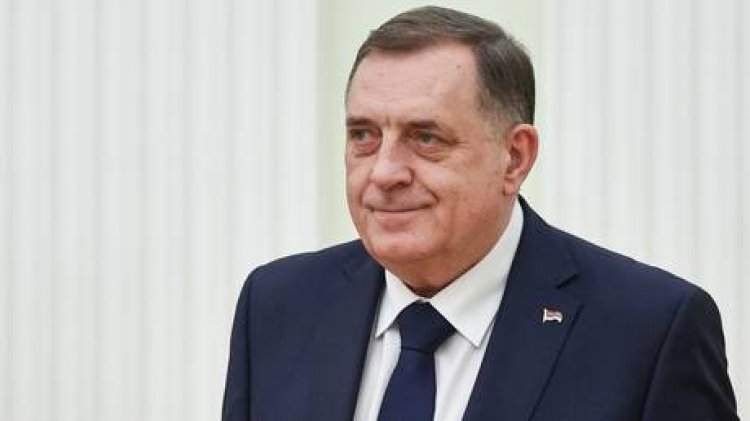 Interpol Declines to Arrest Bosnian Serb Leader Following Request