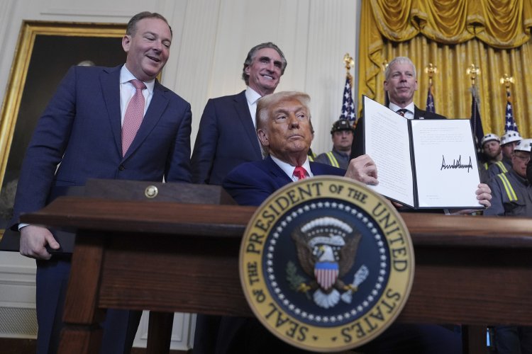 Trump's EPA Battles for $20B Worth of 'Gold Bars'