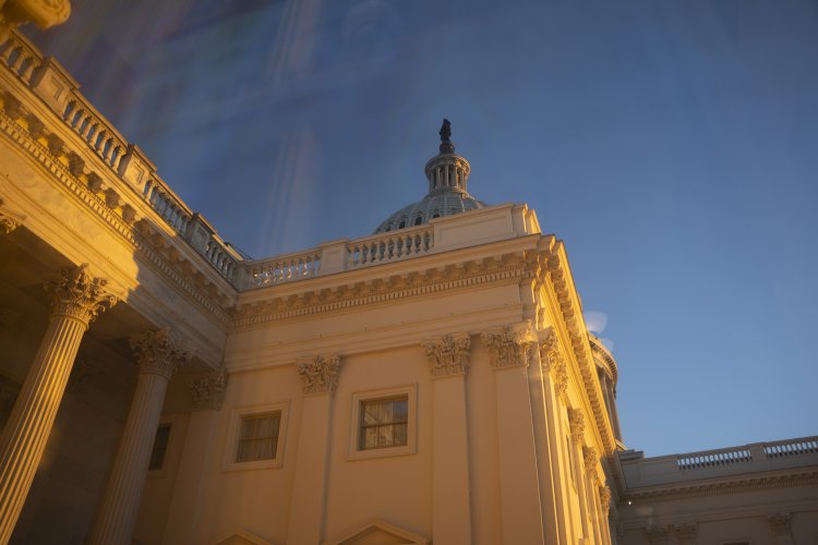 Trump ignites lobbying conflict over daylight saving time