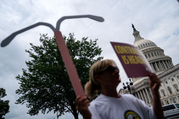 Clinics start shutting down as Trump administration maintains hold on family planning funds