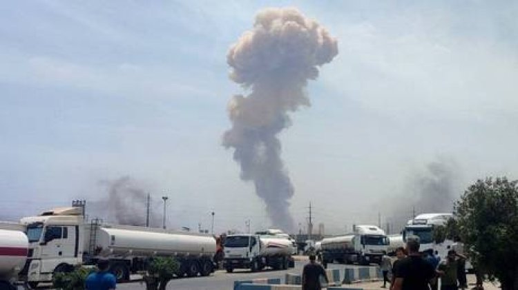 Numerous fatalities and more than 700 injuries reported following large explosion in Iran