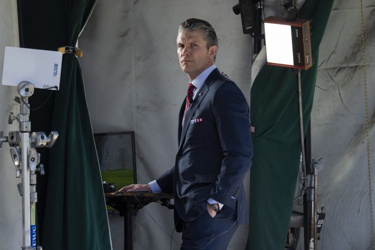 'Tale of two Petes': Dismissed adviser portrays Pentagon leader as obsessed with image